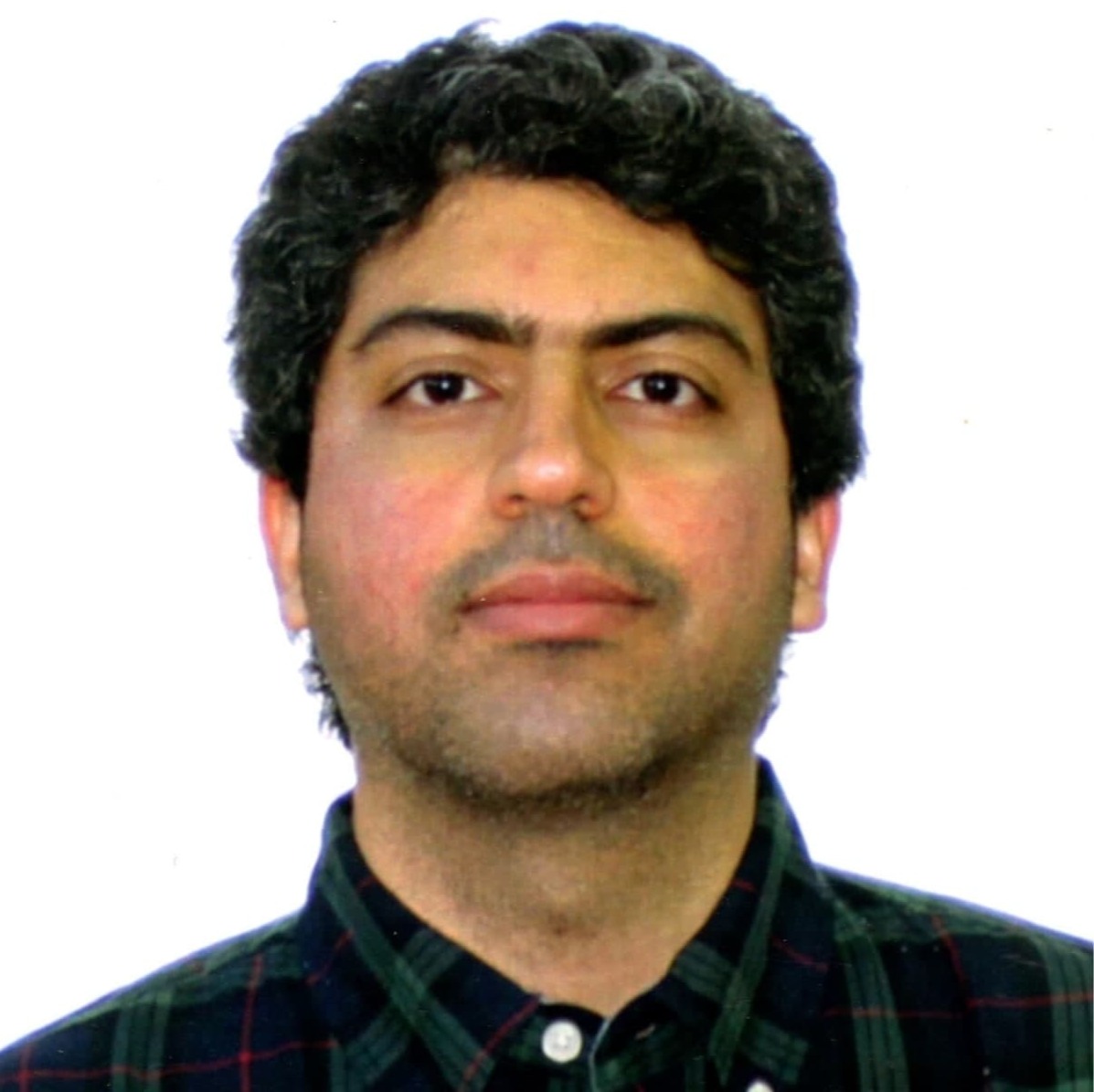 Dr. Mahdi Naghshvarianjahromi